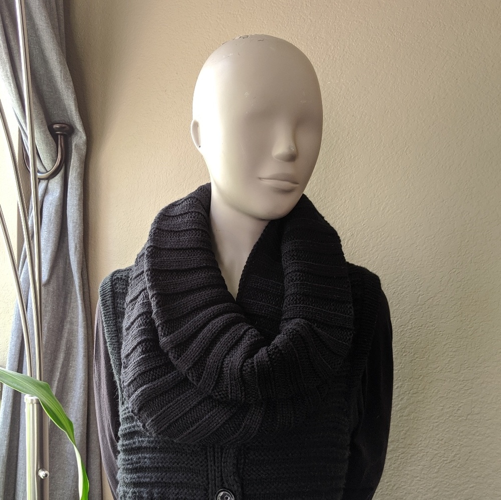 *NWOT* Mossimo Black Infinity Scarf